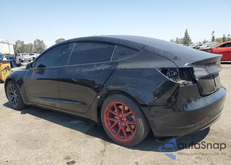 2020 Tesla Model 3 z USA, uszkodzony, nr VIN 5YJ3E1EBXLF649499